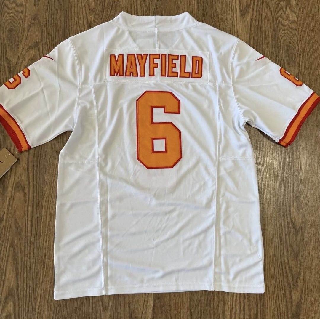 Baker Mayfield Classic Bucs Jersey π΄ββ οΈ