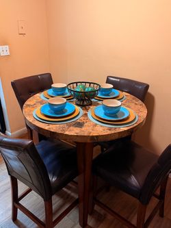 Small Round Dining Table + Decor Set
