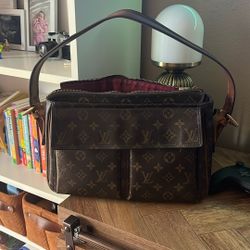 Vintage Louis Vuitton purse