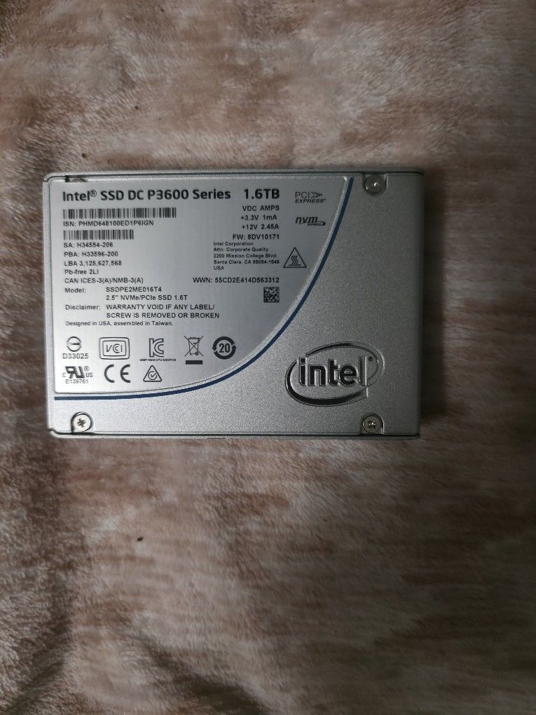 Intel SSD DC P3600 Series 1.6TB (Model SSDPE2ME01674)