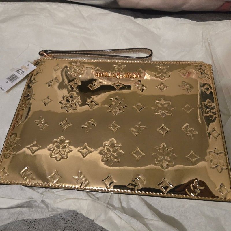 Michael Kors Wristlet Clutch