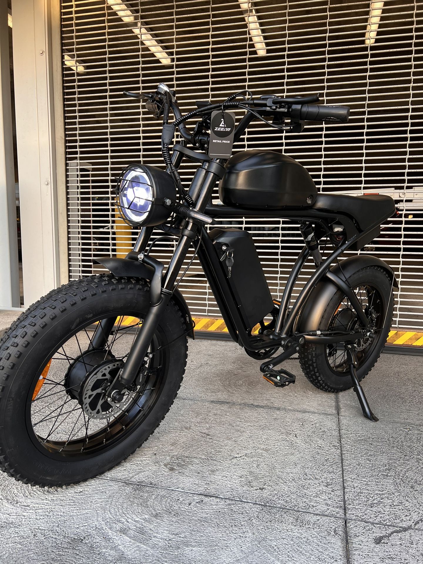 2000 Watt/52V Dual Motor, 46ah(Total) Twin Dual Battery, Electric - Main Image