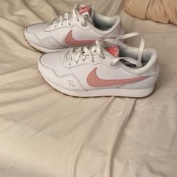 Women’s Nike 