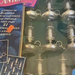 CHRISTMAS MUSICAL LANTERNS 