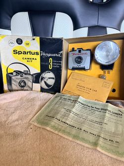 Spartus Vanguard Camera Kit Vintage