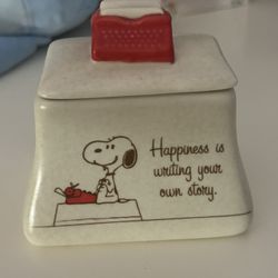 RARE NEW WITHOUT BOX Hallmark Peanuts Snoopy Typewriter Ceramic Trinket Box $59 OBO