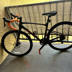 Giant Revolt 54cm(M) Gravel bike