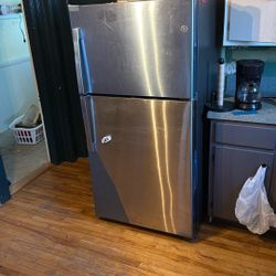 Ge Refrigerator 