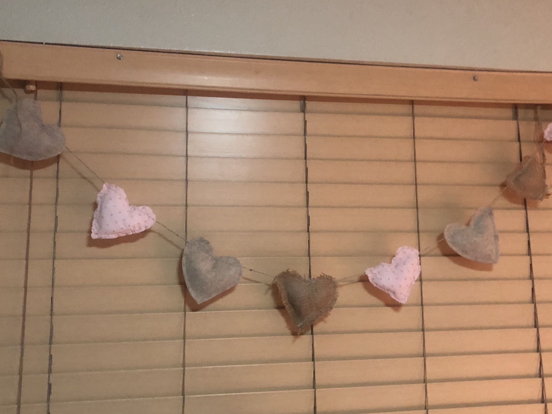 Dainty Heart Garland
