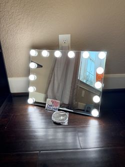 Vanity Lighted Makeup Mirror with Bluetooth Speaker 17.7”X13.8”