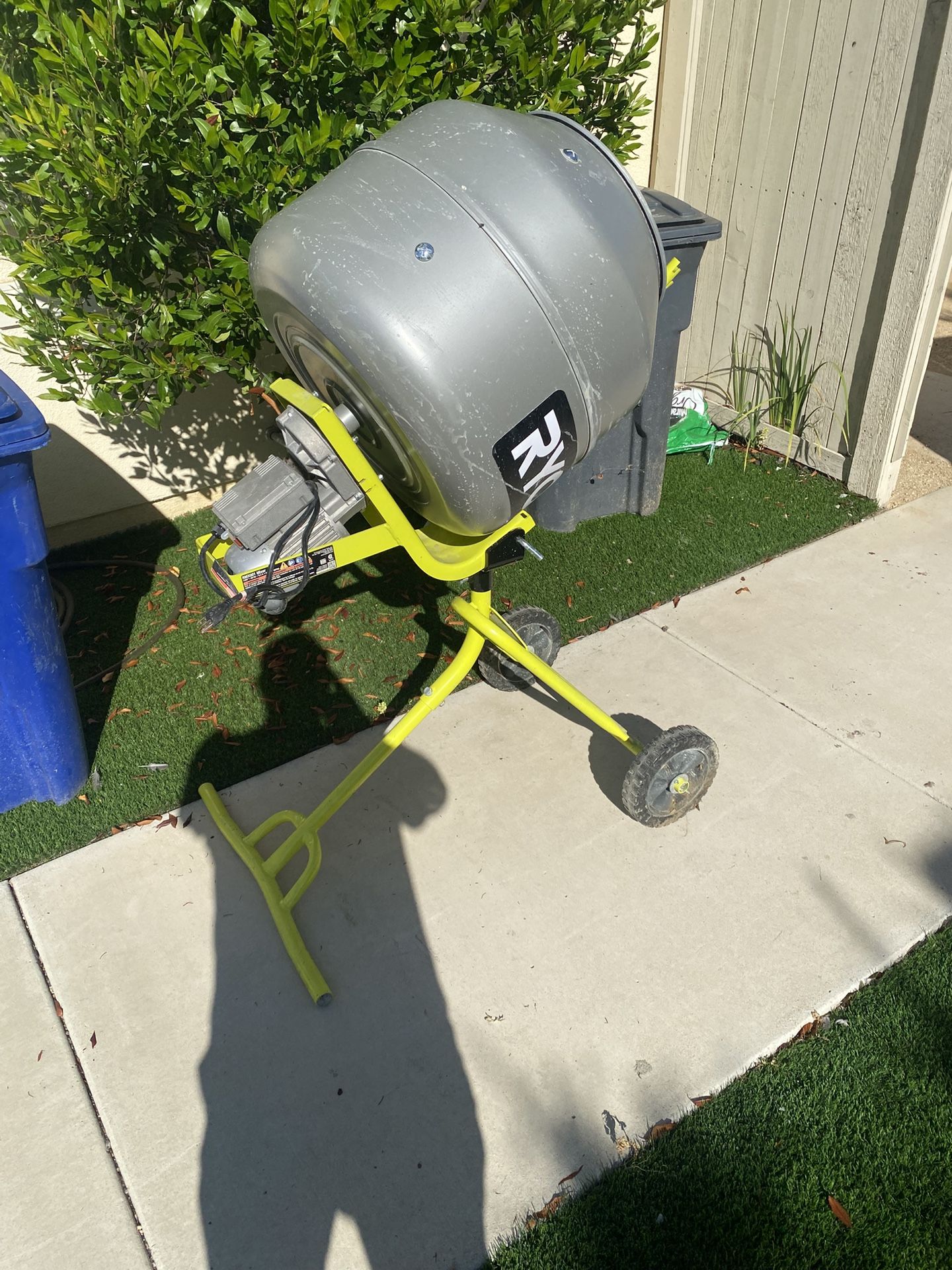 Concrete Mixer And Tips For A Rotator Drills