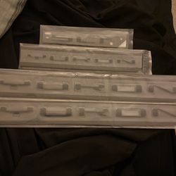 21-23 GMC Yukon SLT Black Emblems