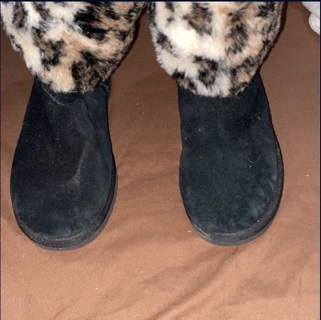 Leopard Print Uggs