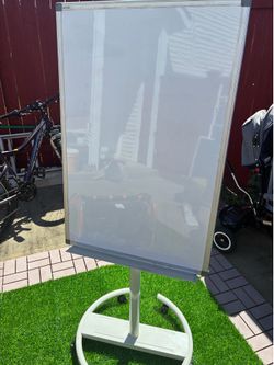 white board and with stand