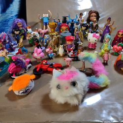 Toy Figurines Lot of 50.