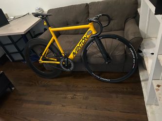 Aventon