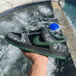 Nike SB Dunk Low “There Skateboards” Size 7.5W/6Y