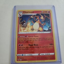  Pokémon Sword & Shield Vivid Voltage Charizard reverse holo trading card (025/185). 