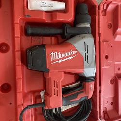 Milwaukee 1 9/16 As Max Rotary Hammer 
