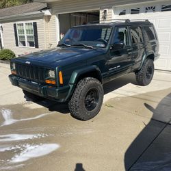 Jeep Cherokees