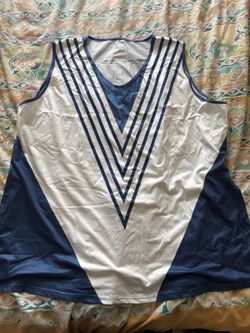 Plus size women’s top/blouse (size 5xl)