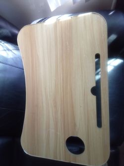 Small foldable tray