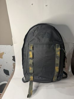 The North Face Lineage Pack 20L Backpack Asphalt Grey NWT