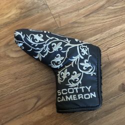 Scotty Cameron skull lily  headcover black