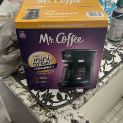 Mr Coffee 5 Cup Mini Brew Brand New 