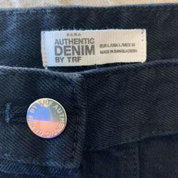 Zara Black Denim Button Up skirt. Size Lrg . Excellent Shape. $15.