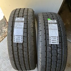 Truck Tires 265/70/17