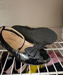 Girl shoes