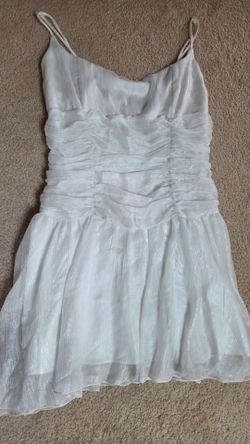 Elegant short white dress