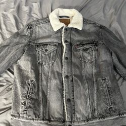 Levi’s Sherpa Jacket 