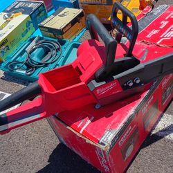 Milwaukee  Fuel Chain Saw 16" Inch Tool Only