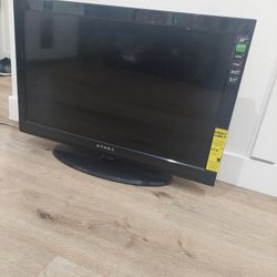 32" inch Dynex TV