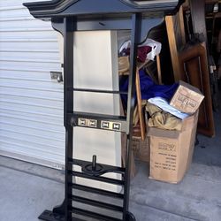 Pool Table Wall Cue Rack 