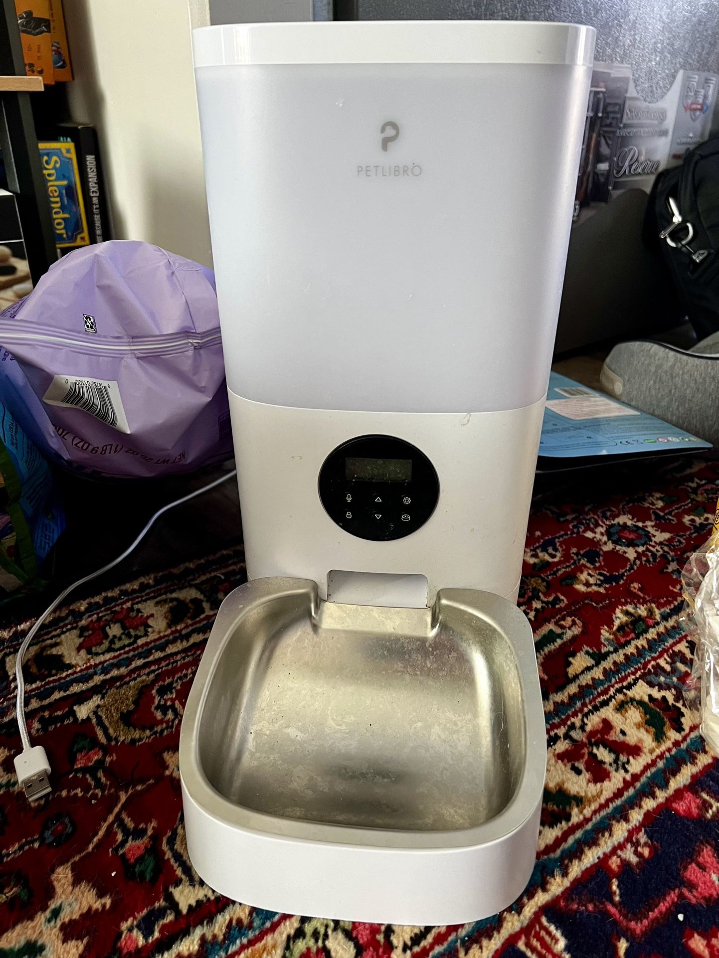 Cat Stuff - Automatic Feeder, Slow Feeder