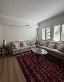 Sofa x2