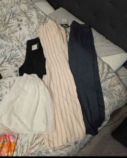 Girls bundled clothing