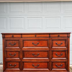 🪵 Solid Wood 12-Drawer Dresser / TV Stand – Heavy & Sturdy