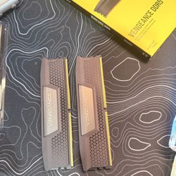 Corsair Vengeance 32 GB (2 x 16 GB) DDR5-5600 CL36 Memory