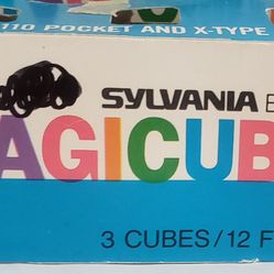 Vintage Sylvania Magicubes Blue Dot Flash