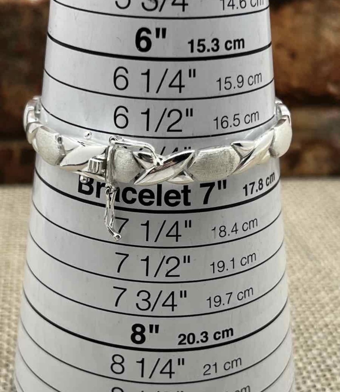 925 Sterling Silver XOXO Hugs & Kisses Bracelet 6.75”