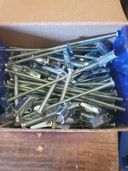 3/16 Toggle Bolts- 6" Long