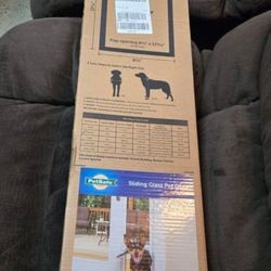 Dog door medium sized dog.