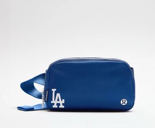 Price is firm - Lululemon LA Dodgers  Everywhere 1L Belt Bag - BRAND NEW Sold Out In Hand