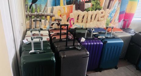 ✈️🧳 LUGGAGE SALE 🧳✈️ Brand New Premium Hardshell Luggage — Multiple Colors & Sizes Available! 📍 Pickup: S. Durango & 215 near IKEA