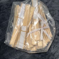 White Paper & Wood Fans 32pcs