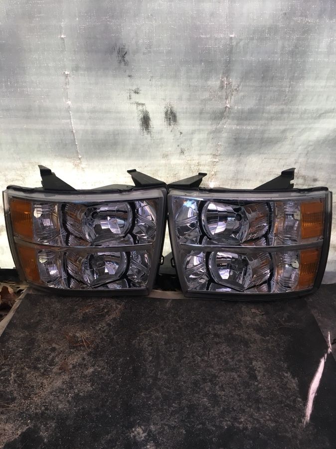 O E M Chevy 2500 headlights